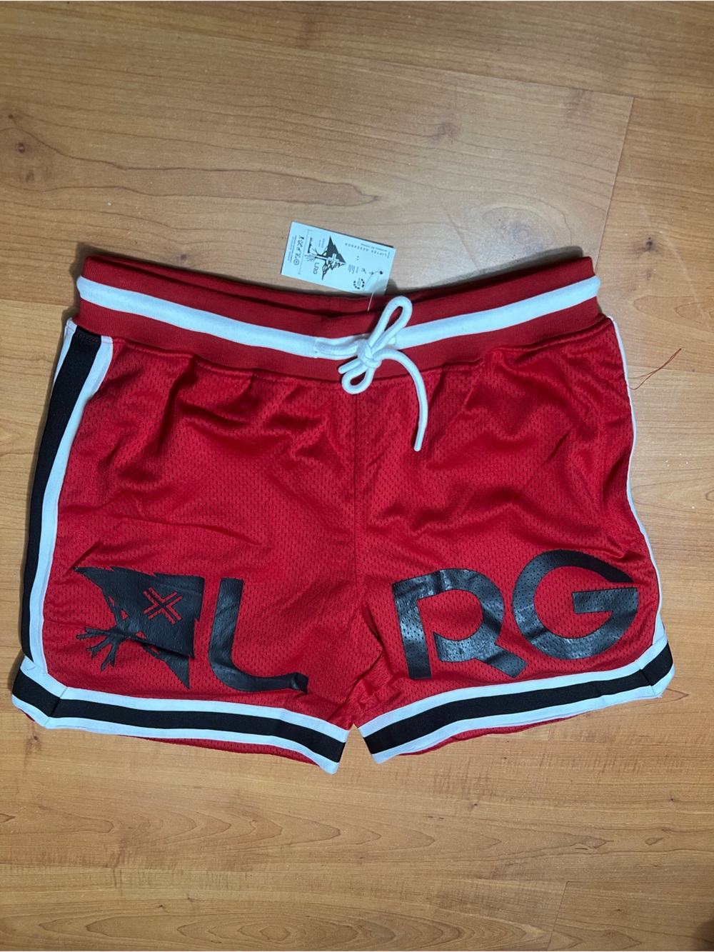 LRG lifted research group mesh shorts men’s medium